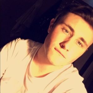 Meet your Posher, Charles